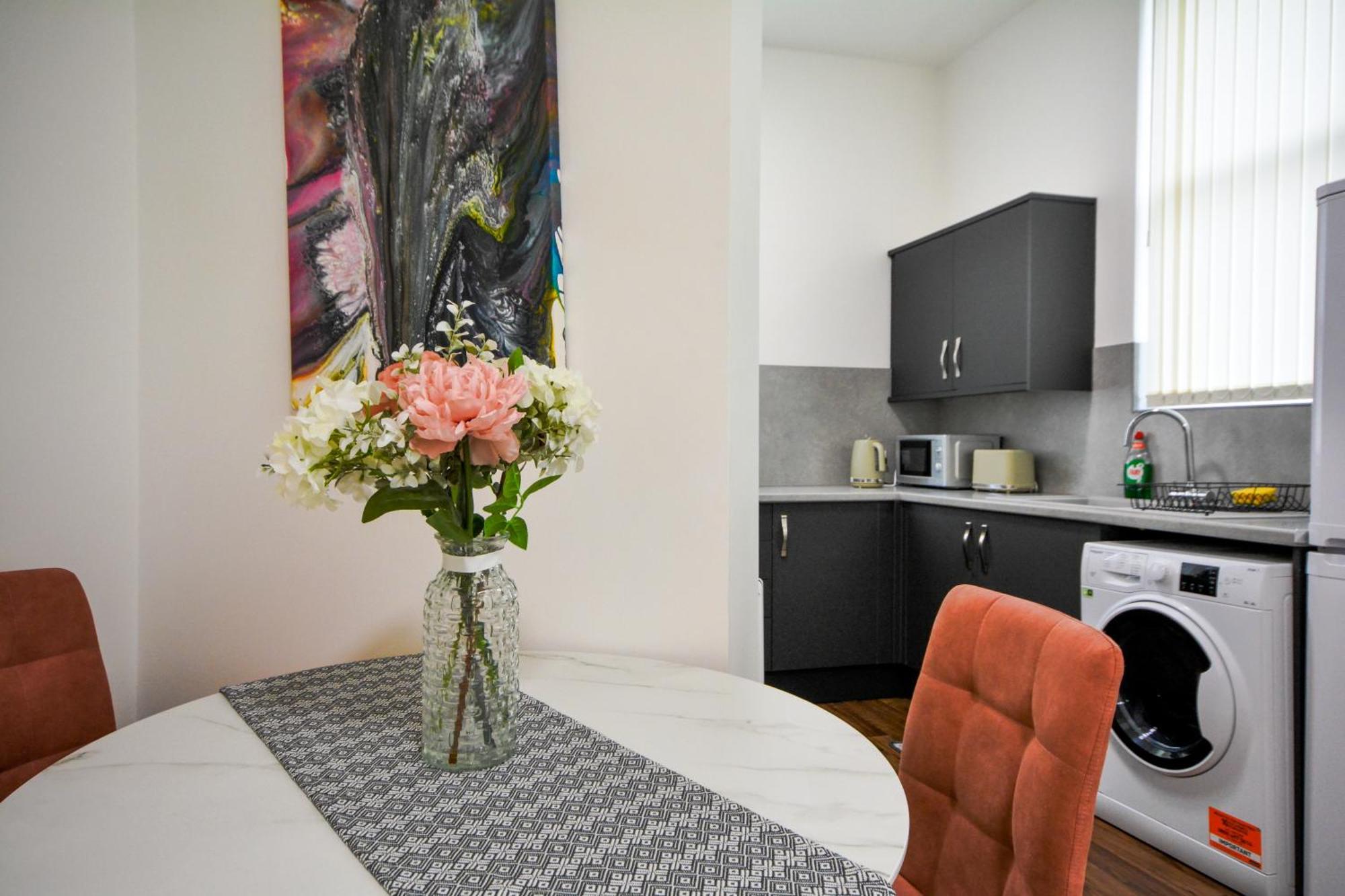 מנצ'סטר Stylish Suite With Free Parking מראה חיצוני תמונה