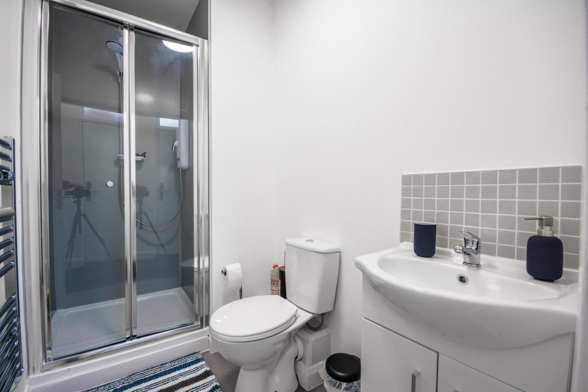 מנצ'סטר Stylish Suite With Free Parking מראה חיצוני תמונה