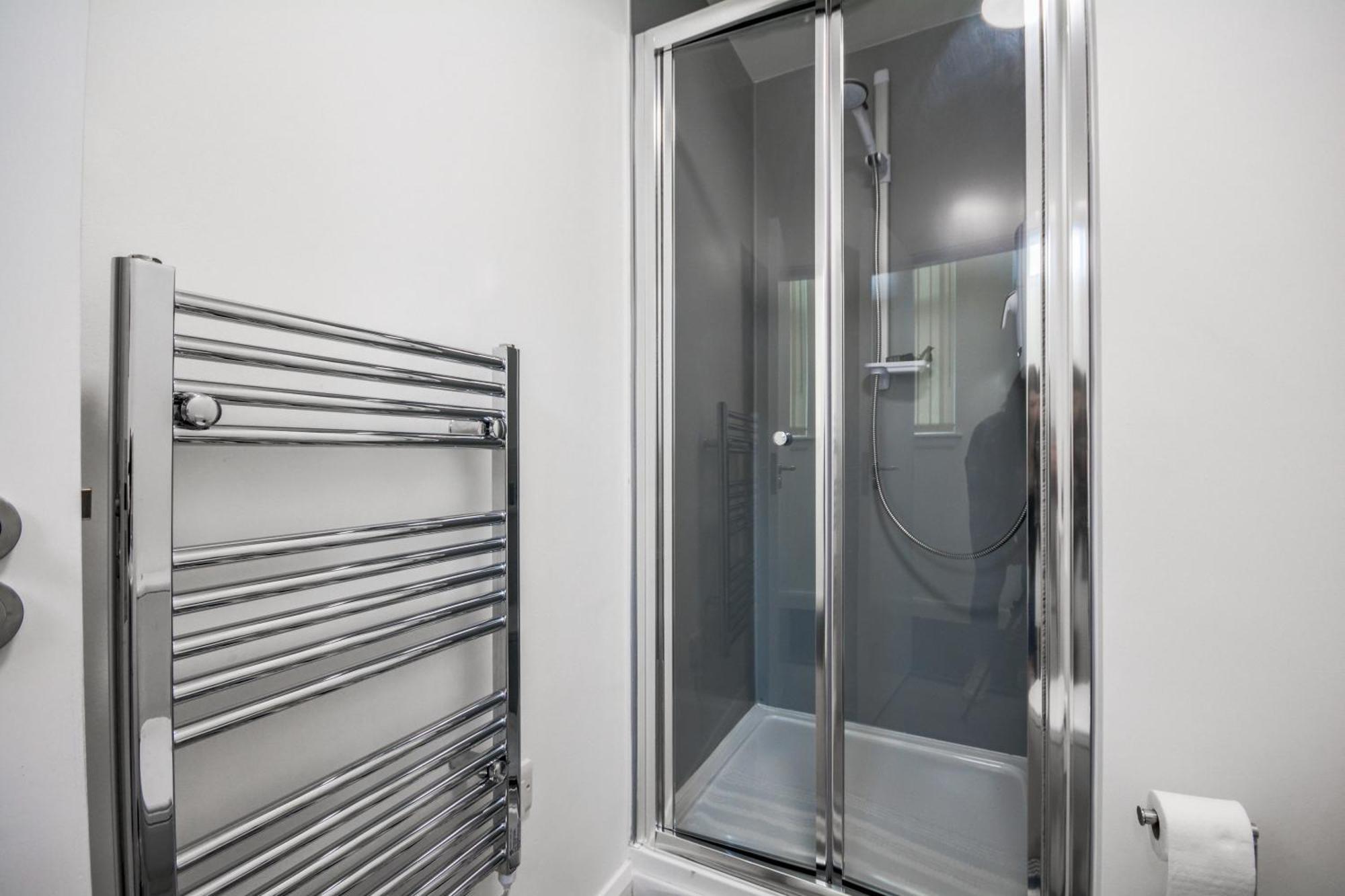 מנצ'סטר Stylish Suite With Free Parking מראה חיצוני תמונה
